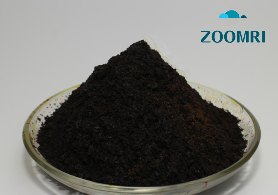 Le chlorure ferrique est souvent utilisé comme mordant dans l'industrie de la teinture.